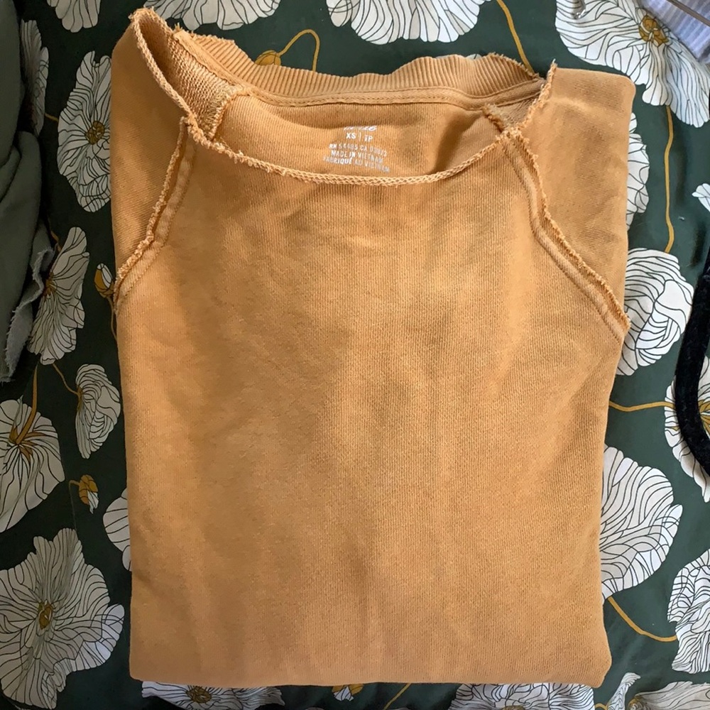 Distressed Crewneck